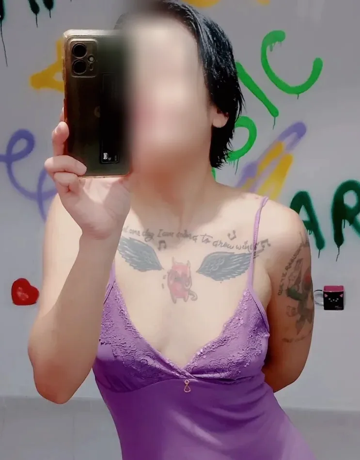 Elisa, 21