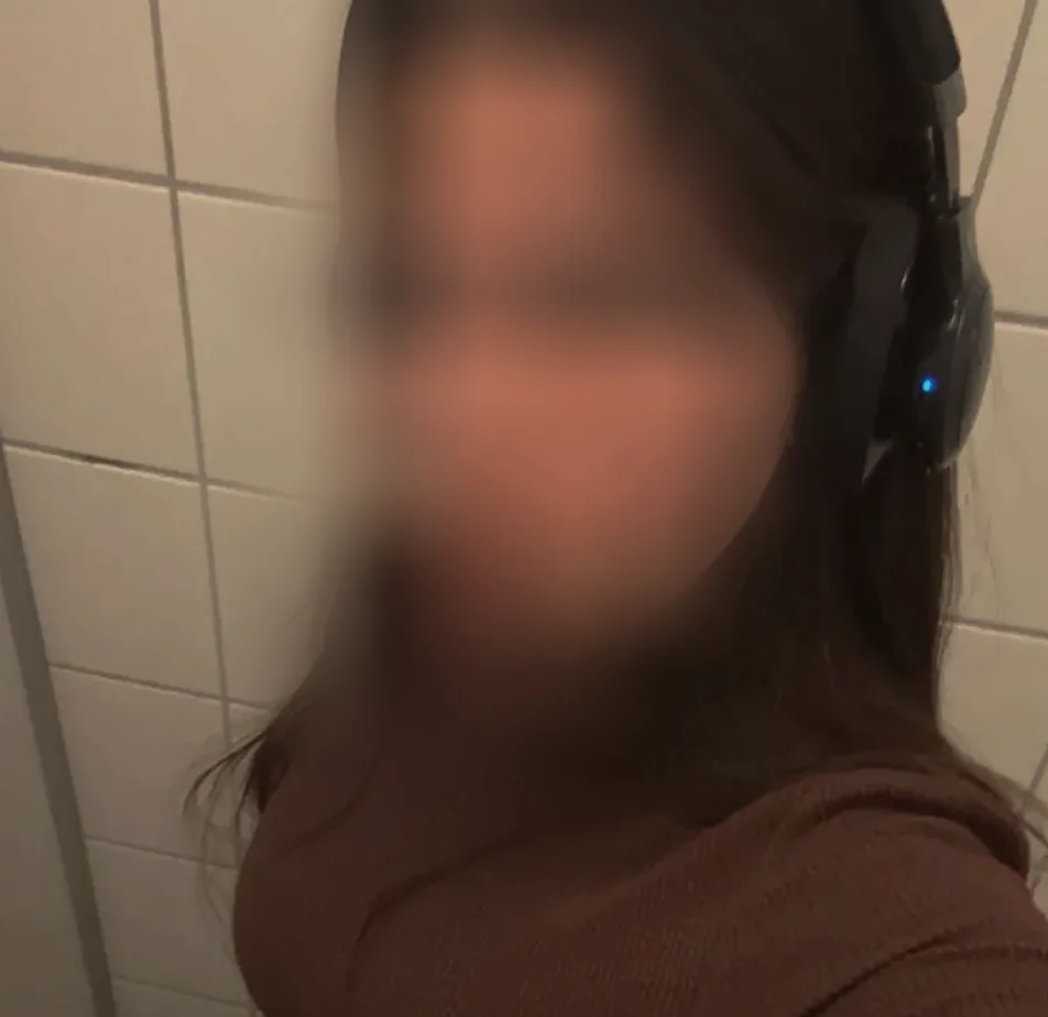 Iman, 25