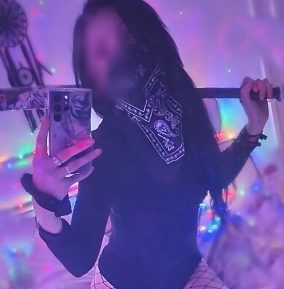 Taru, 28